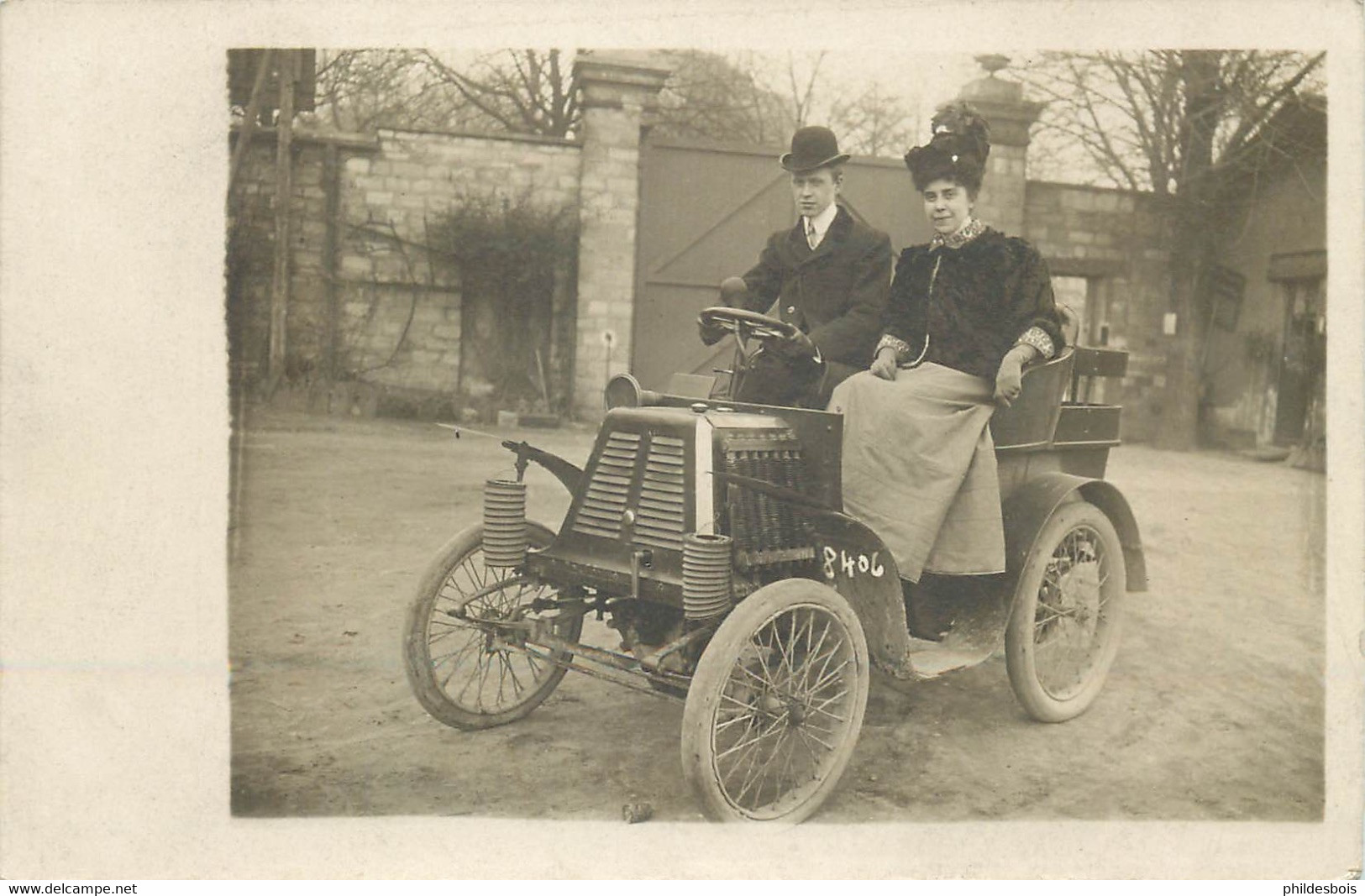 AUTOMOBILE ANCIENNE (carte Photo) - Voitures De Tourisme