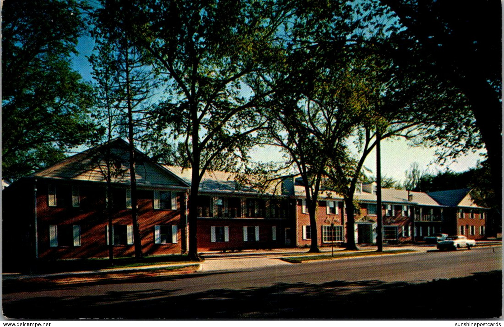 Wisconsin Madison Ivy Inn Motor Hotel - Madison