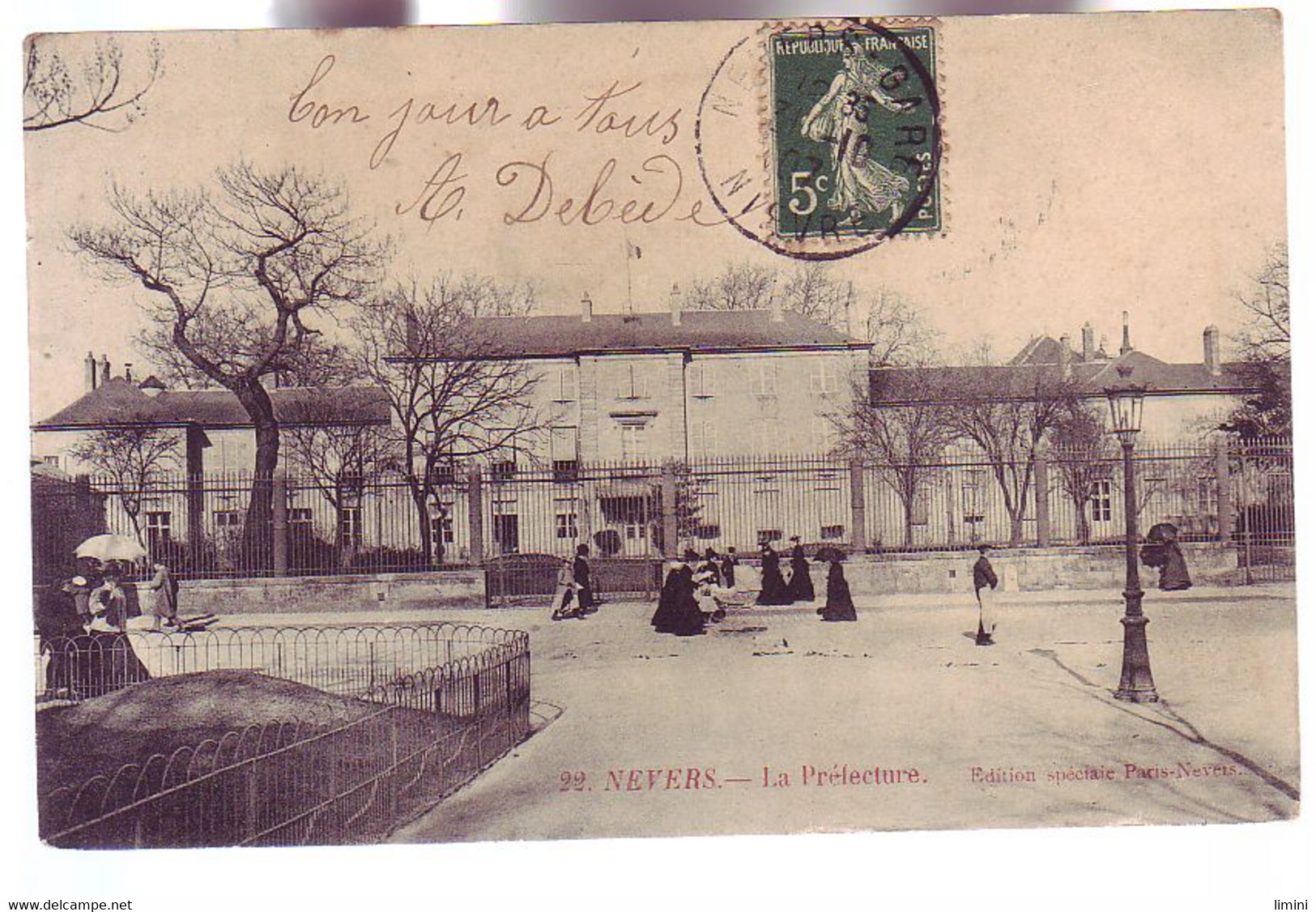 58 - NEVERS - LA PREFECTURE - ANIMÉE - - Nevers