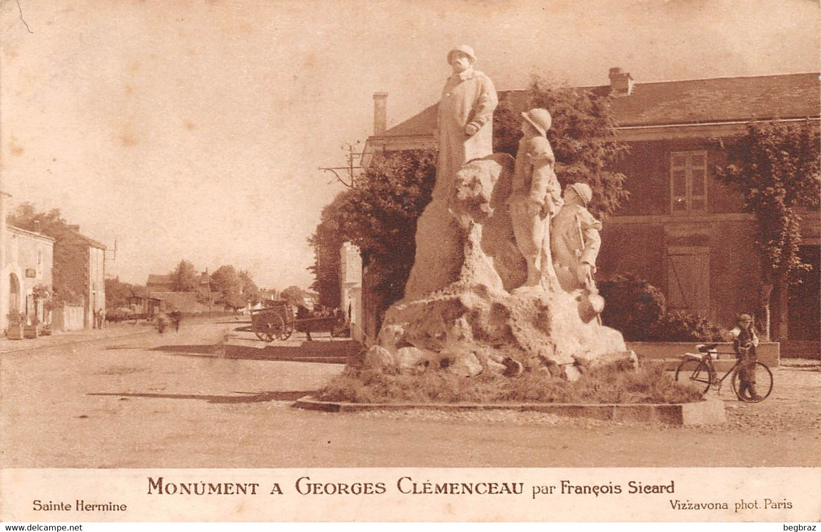 SAINTE HERMINE    MONUMENT A GEORGES CLEMENCEAU - Sainte Hermine