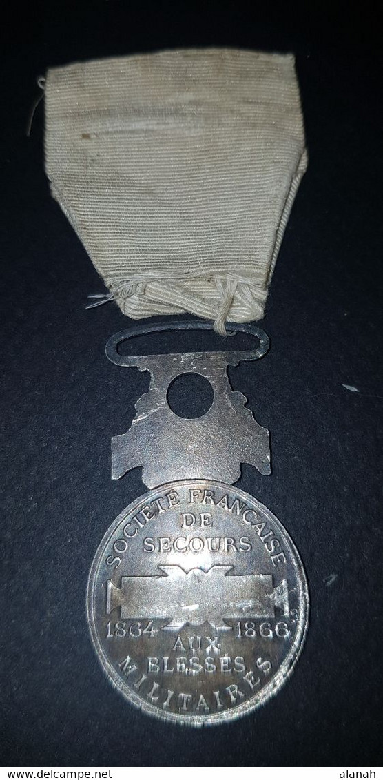 Médaille CROIX ROUGE 1864 1866 Secours Aux Blessés - Vor 1871