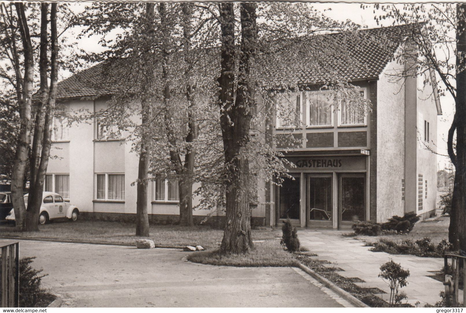 B1204) 317 GIFHORN - Hotel Und Gästehaus DEUTSCHES HAUS  - Tolle Alte S/W AK Mit Altem AUTO - Gifhorn