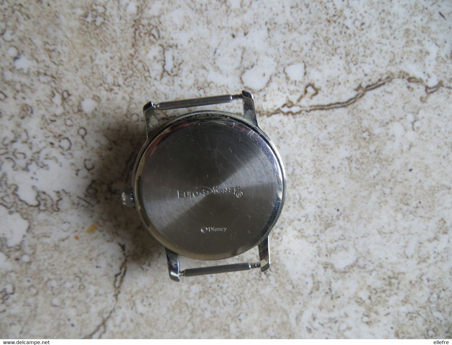 Montre DISNEY - Eurodisney Mickey Avec Ses Bagages - Diamètre 2,8 Cm - Relojes Modernos
