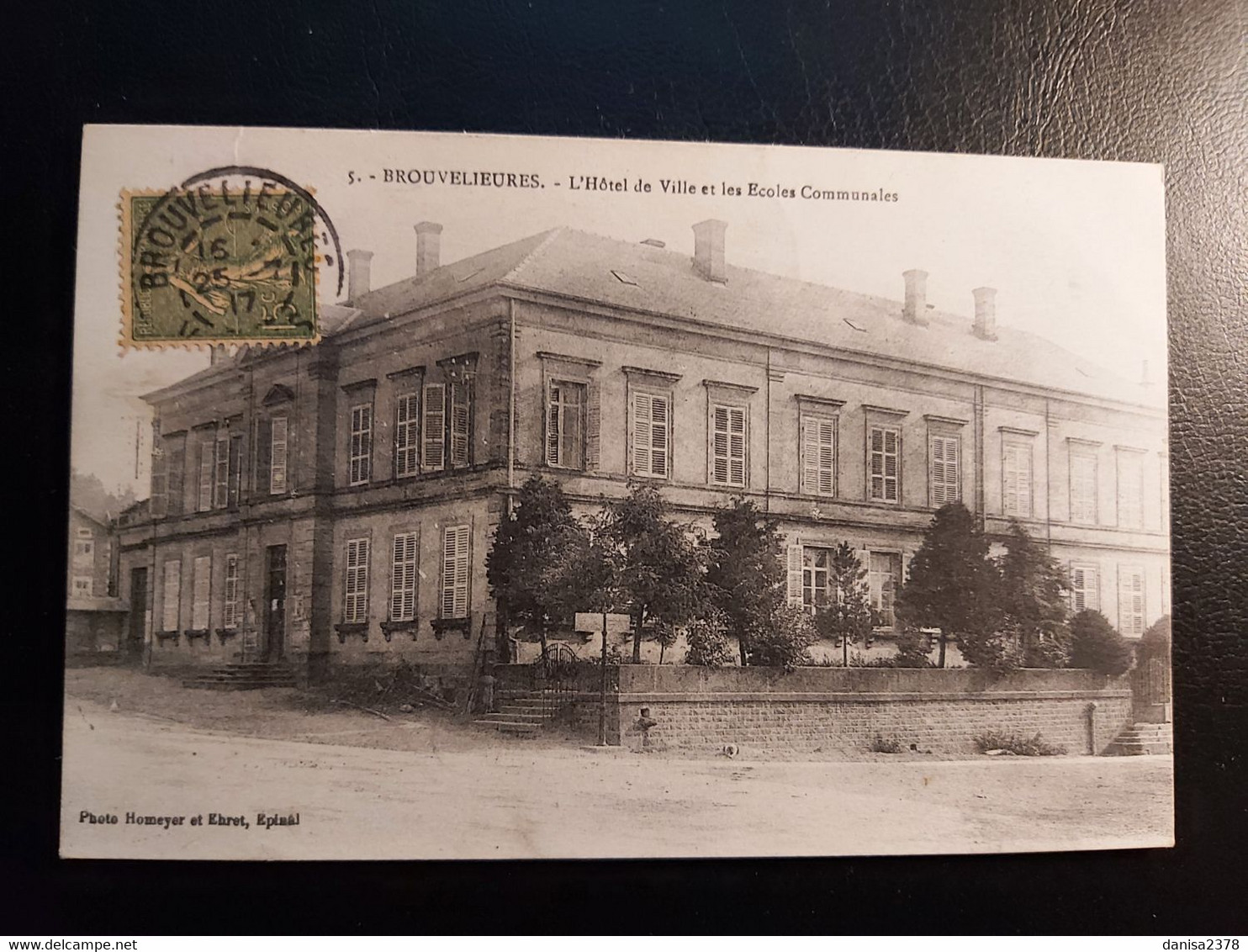 88 - Vosges  - BROUVELIEURES  - L'Hôtel De Ville Et Les Ecoles Communales - Brouvelieures