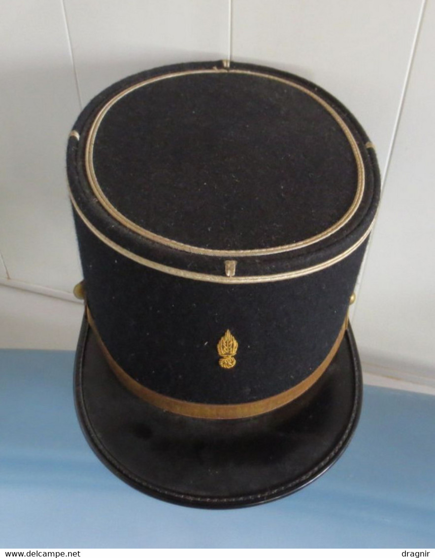 Véritable Képi De Gendarme Ancien - ABE - - Casques & Coiffures