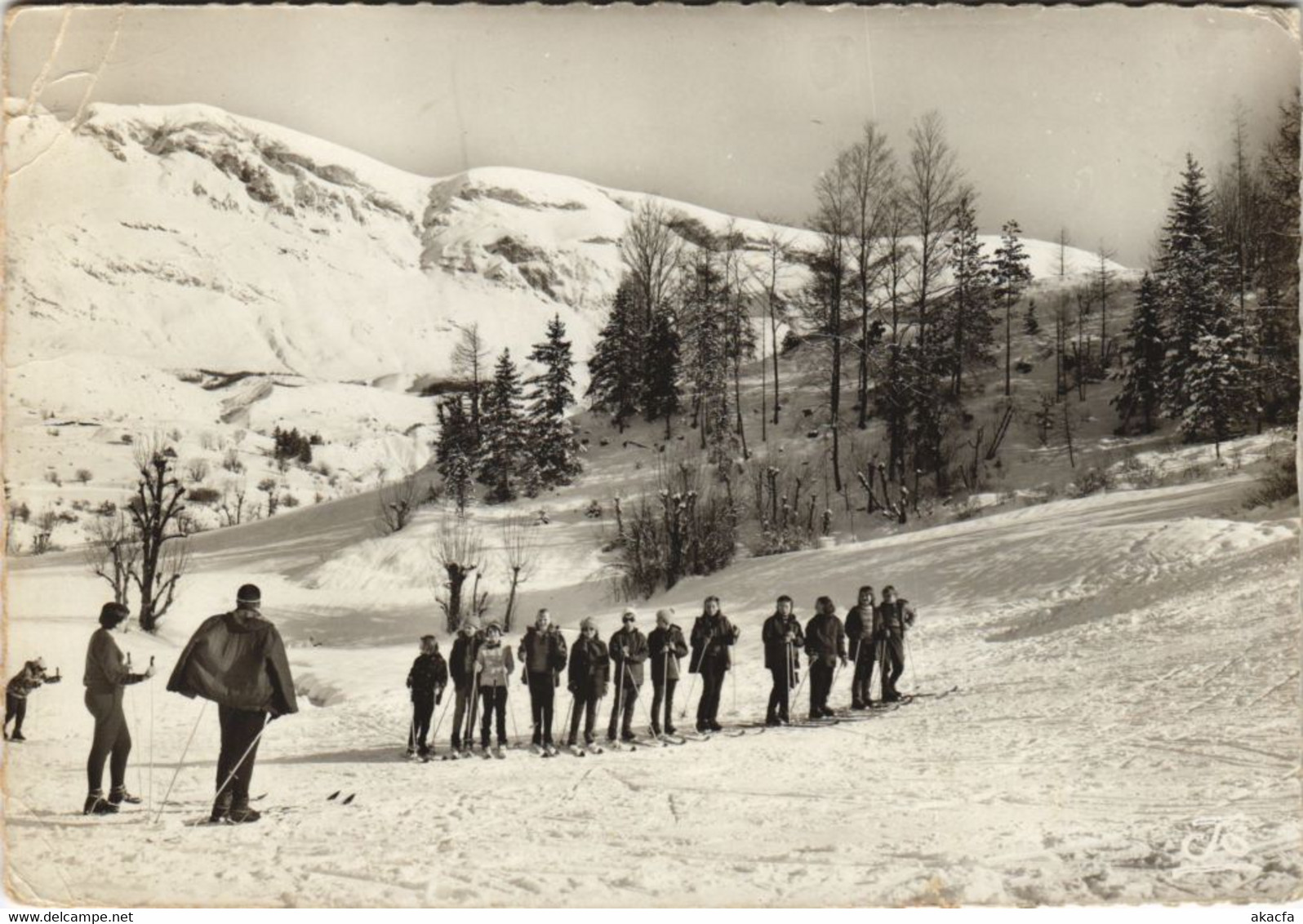 CPM SAINT-ETIENNE-en-DEVOLUY Ecole De Neige De L'O.P.E.P. (1205498) - Saint Etienne En Devoluy