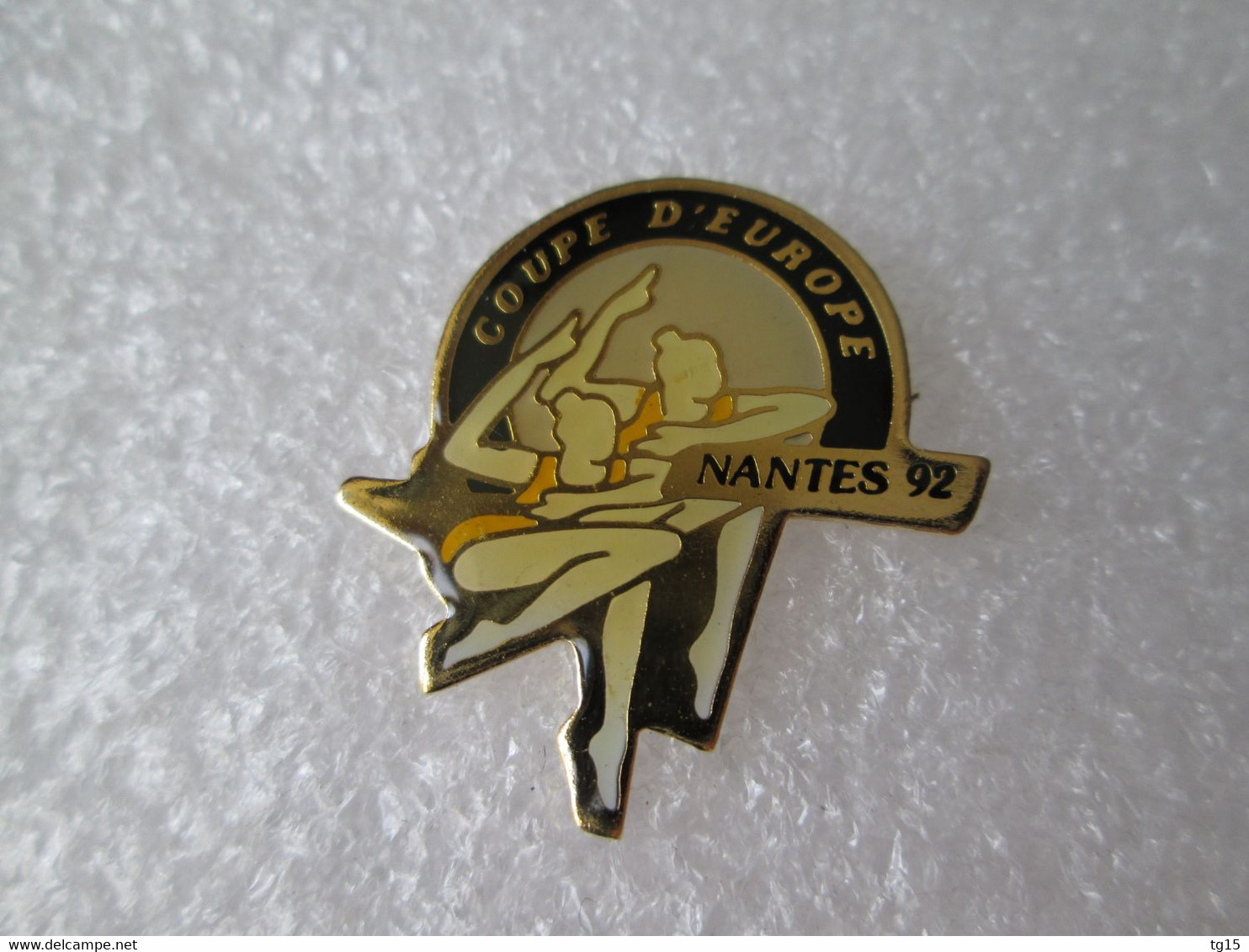 PIN'S    SPORT  NATATION  SYNCHRONISÉE   COUPE D EUROPE  NANTES  92   PIN UP - Swimming