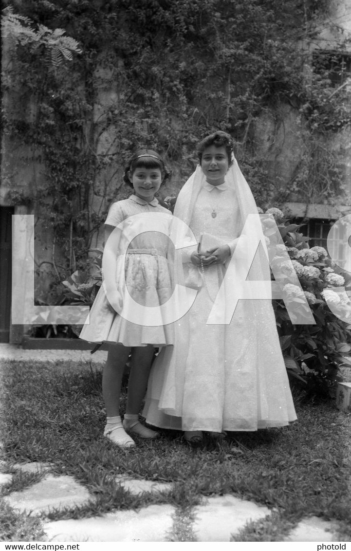 1958 JEUNE FEMME GIRL LISBOA PORTUGAL 90mm NEGATIVES SET NOT PHOTO FOTO LCAS248 - Non Classés