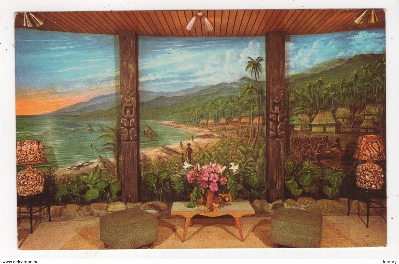 0CÉANIE - FIJI - FIDJI - REEF LODGE HOTEL- MAGNIFICENT MURAL PAINTED BY  JON PETRIE - FRESQUE  DE JON PETRIE - Fidji