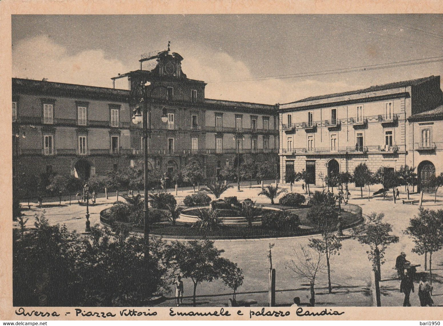 Aversa - Piazza  Vittorio Emanuele E Palazzo Candia - Aversa