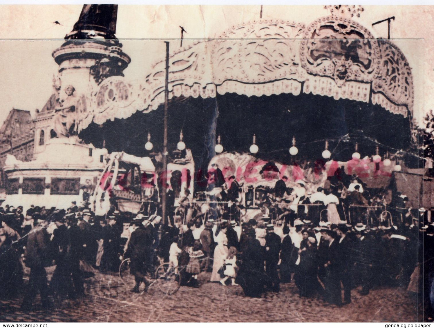 75- PARIS- PLACE REPUBLIQUE MANEGE AVEC ORGUE MARENGHI - PHOTO - Mestieri