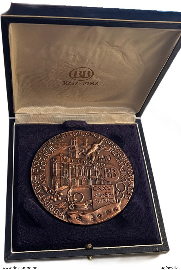 ESPAÑA. MEDALLA F.N.M.T. 125 ANIVERSARIO BANCO DE BILBAO. 1.982. CON ESTUCHE ORIGINAL