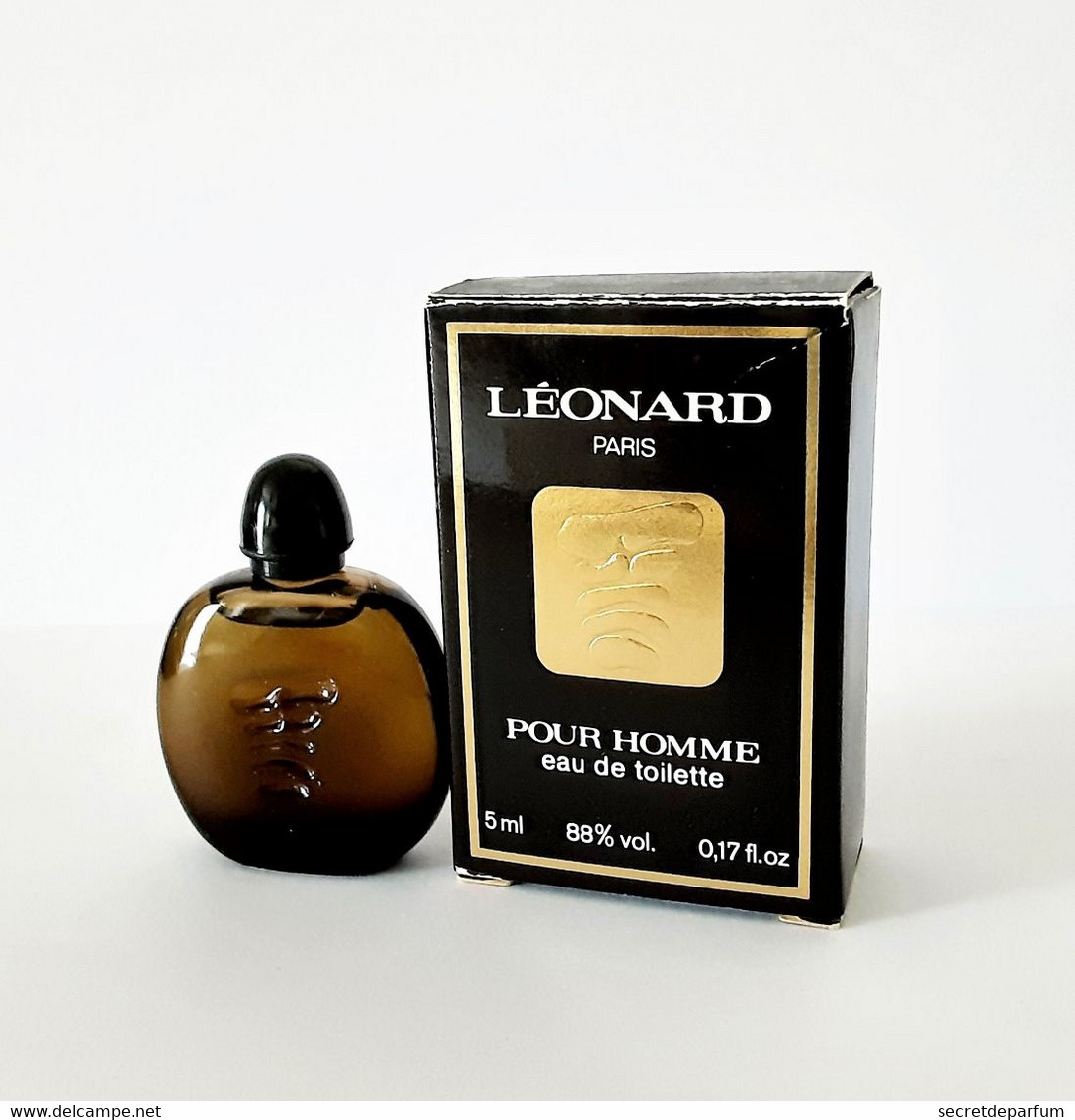 Miniatures De Parfum    POUR HOMME  De  LEONARD  EDT  5  Ml  + BOITE - Miniaturen Herrendüfte (mit Verpackung)