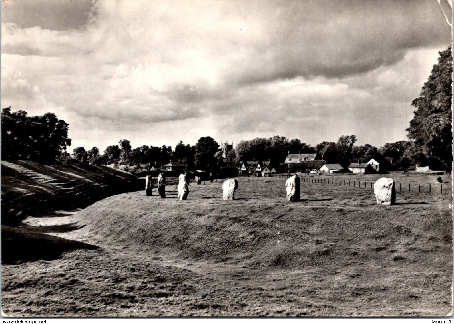 (3 H 25A) UK (posted To Germany) - Avebury - Dolmen & Menhirs