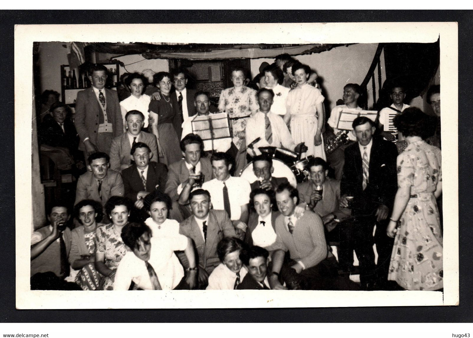 (RECTO / VERSO) MONTENAU - FETE DE JEUNES - RARE - CARTE PHOTO D. LECOQ  FORMAT CPA - BELGIQUE - Amblève - Amel