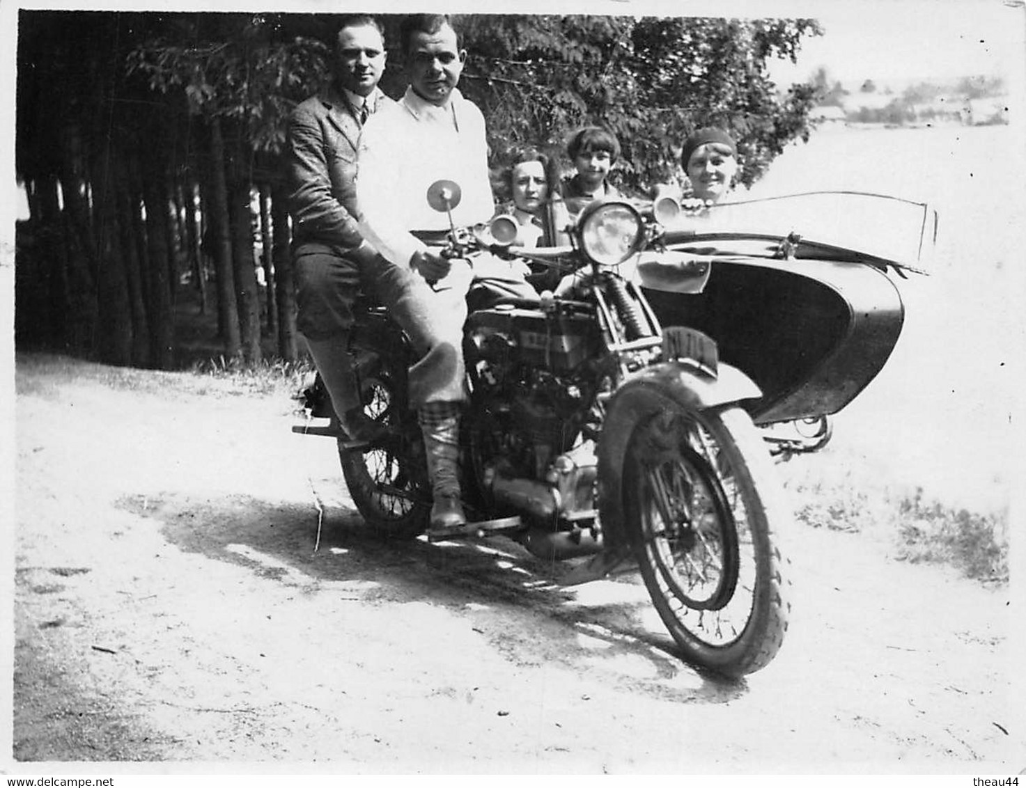 ¤¤  -   Cliché D'une Famille Sur Un SIDE-CAR   -   Motard   -  Voir Description    -   ¤¤ - Motorbikes