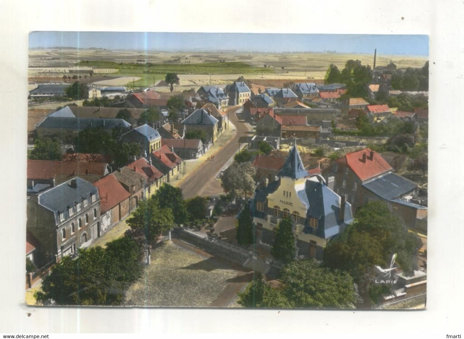 En Avion Au Dessus De 1. Bertincourt, La Mairie - Bertincourt