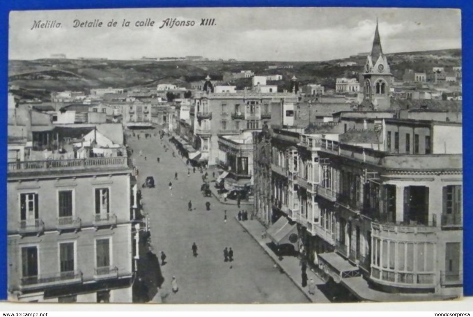 (M) MELILLA, DETALLE DE LA CALLE ALFONSO XIII, ANIMATA, NON VIAGGIATA - Melilla