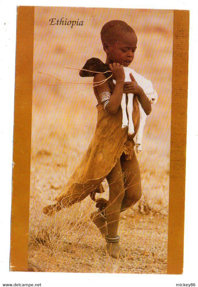 Ethiopie  -- Portrait D'enfant Avec Agneau  --   ( Animée).........à Saisir - Etiopia