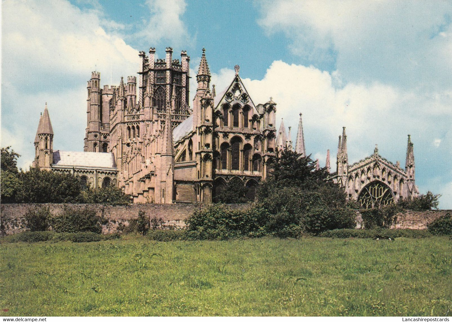 Postcard Ely Cathedral View From Car Park My Ref B25435 - Ely