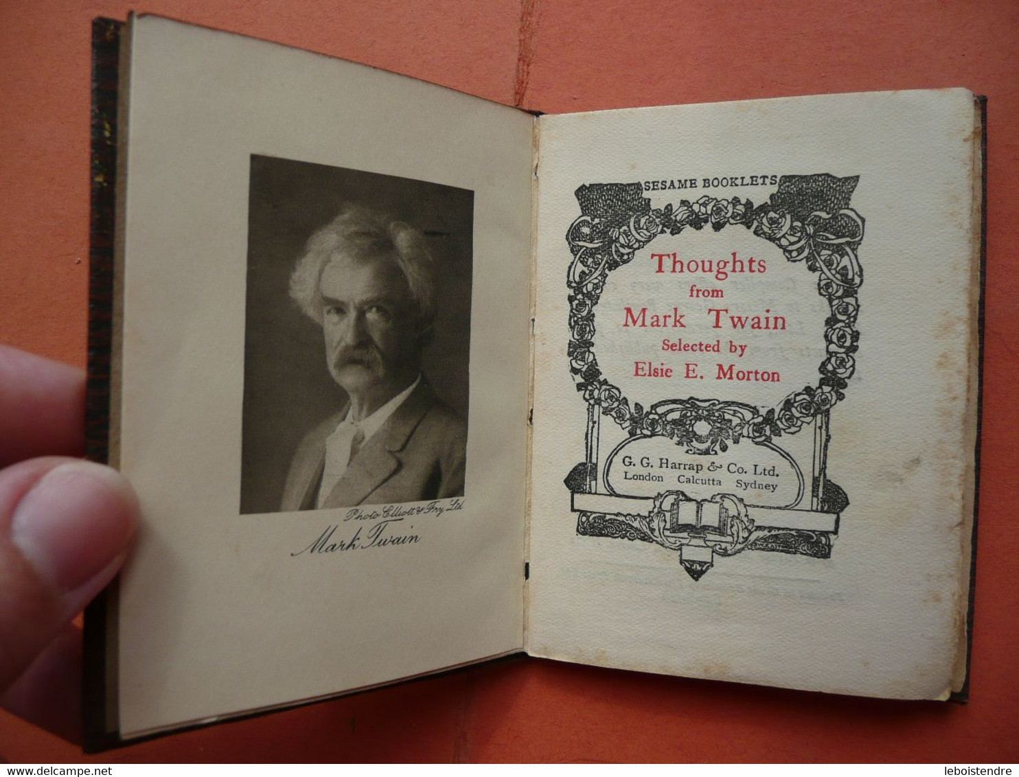 THOUGHTS FROM MARK TWAIN SELECTED BY ELSIE E. MORTON SESAME BOOKLETS MINIATURE - Literary