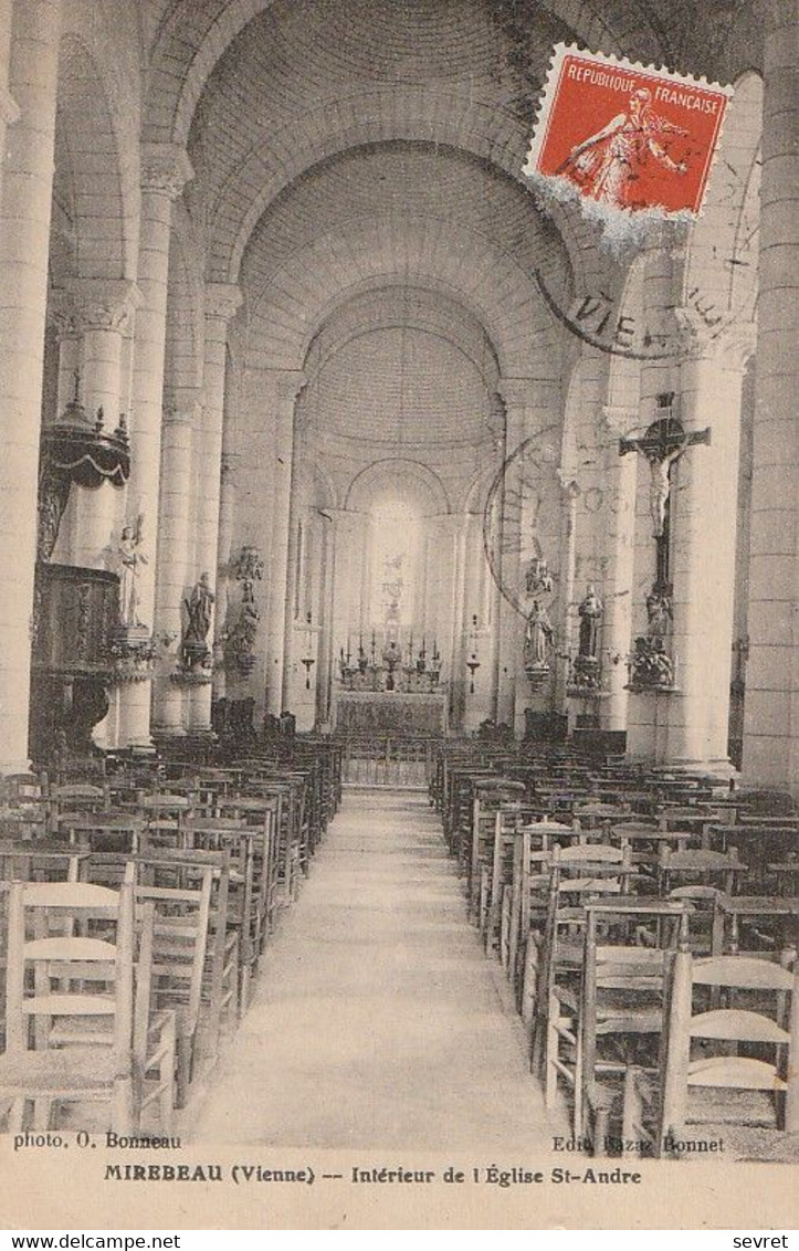 MIREBEAU. - Intérieur De L'Eglise St-André - Mirebeau