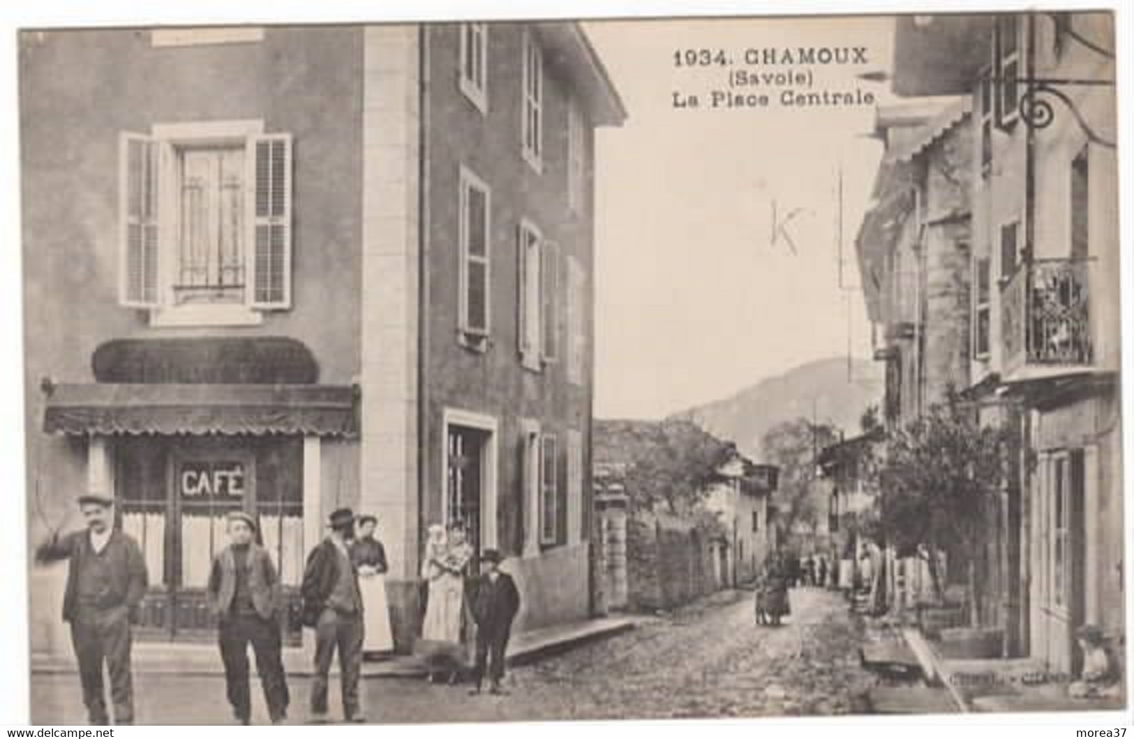 CHAMOUX La Place Centrale - Chamoux Sur Gelon