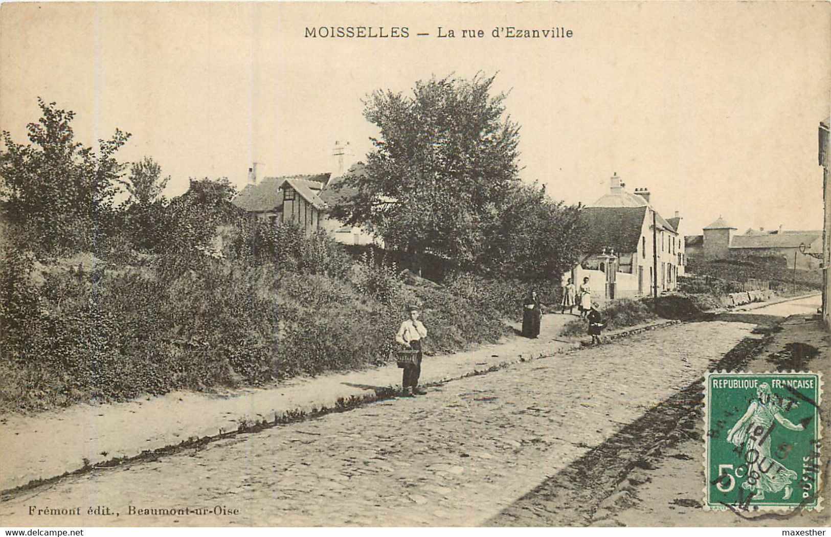 MOISSELLLES La Rue D'Ézanville - Moisselles