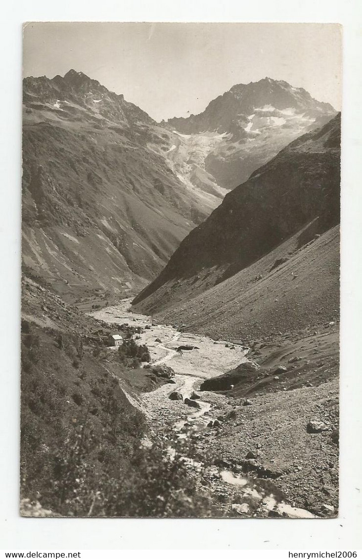 05 Hautes Alpes La Chapelle En Valgaudemar Le Refuge Xavier Blanc Et Le Col Du Sellar - Autres & Non Classés