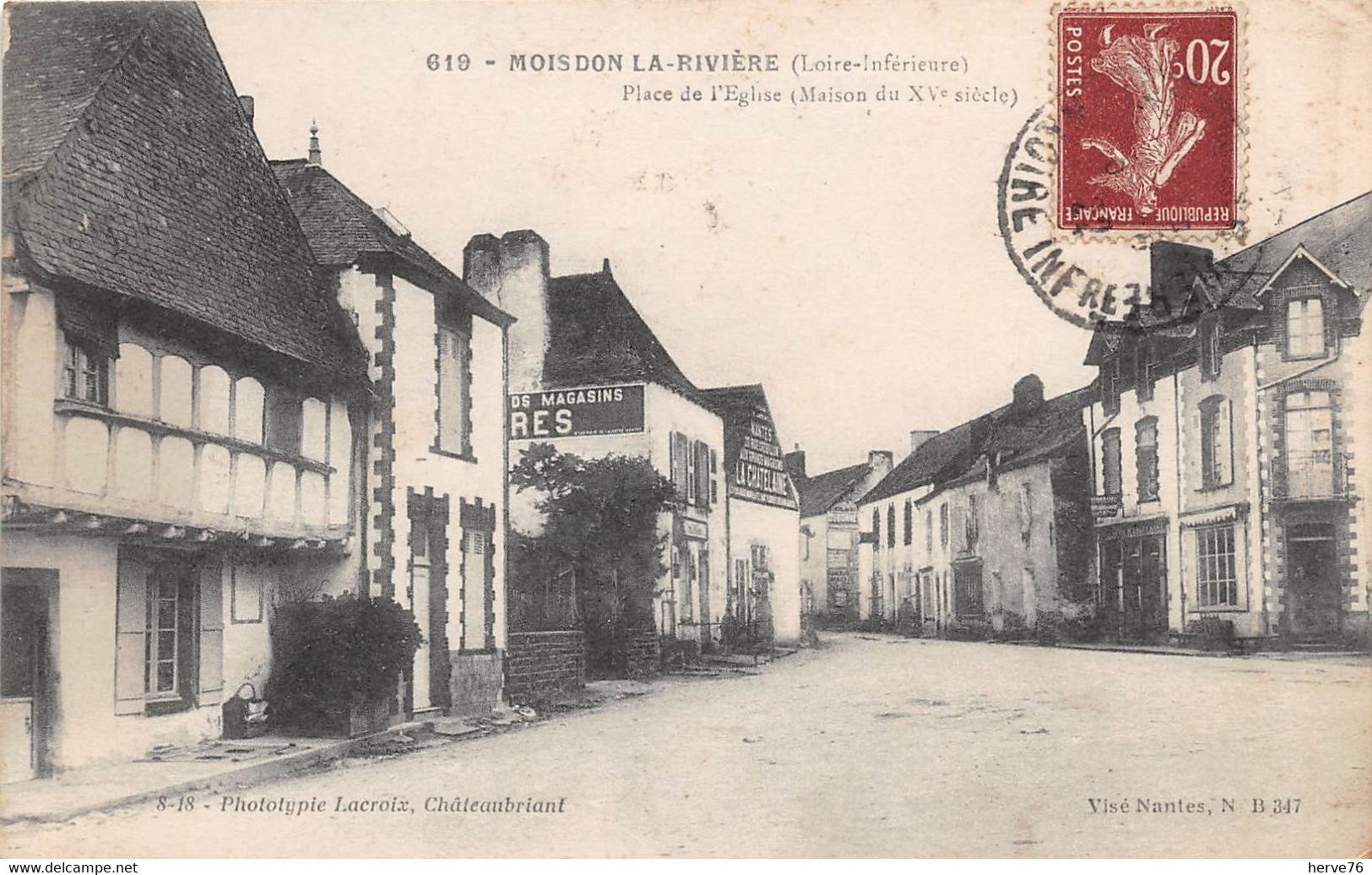 MOISDON LA RIVIERE - Place De L'Eglise - Moisdon La Riviere