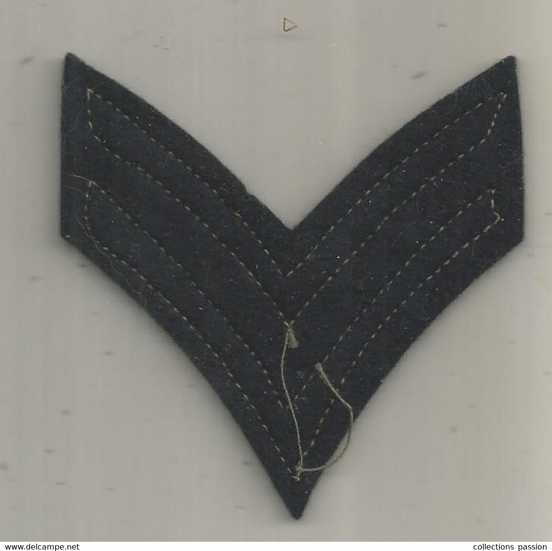 écusson Tissu , Militaria ,grade  , 2 Scans - Patches