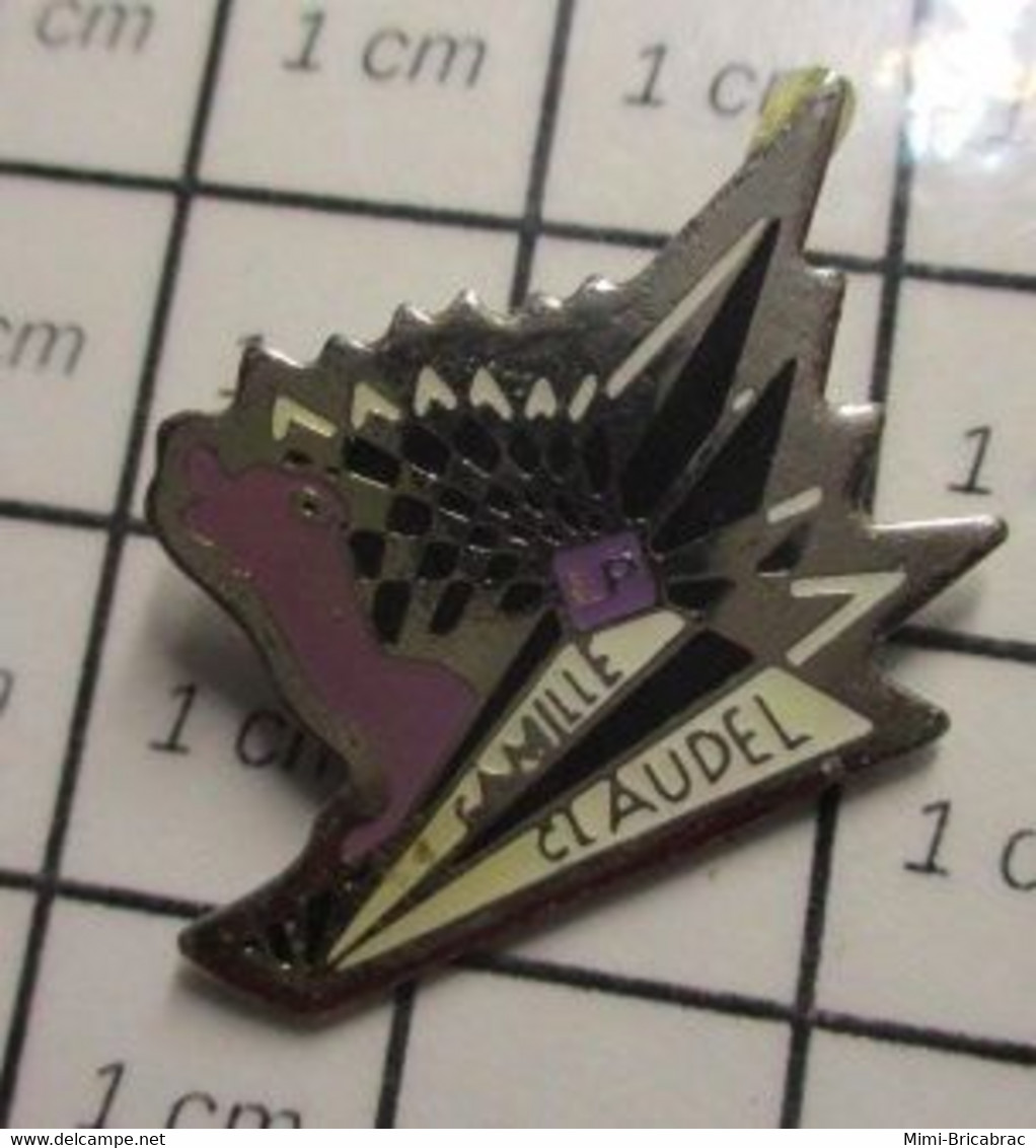 1118C Pin's Pins / Beau Et Rare / THEME : ADMINISTRATIONS / LYCEE CAMILLE CLAUDEL - Administrations