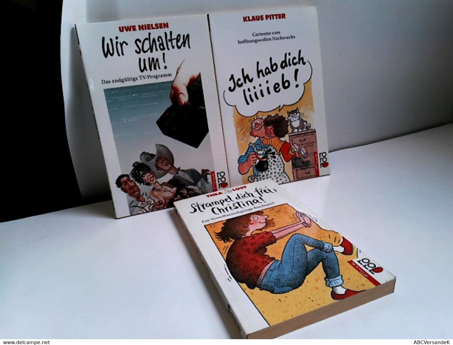 Konvolut Bestehend Aus 3 Bänden, Zum Thema: Comics / Cartoons. - Otros & Sin Clasificación