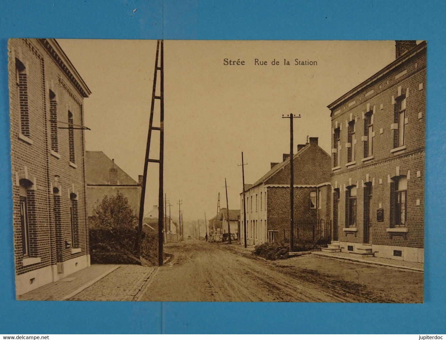 Strée Rue De La Station - Beaumont