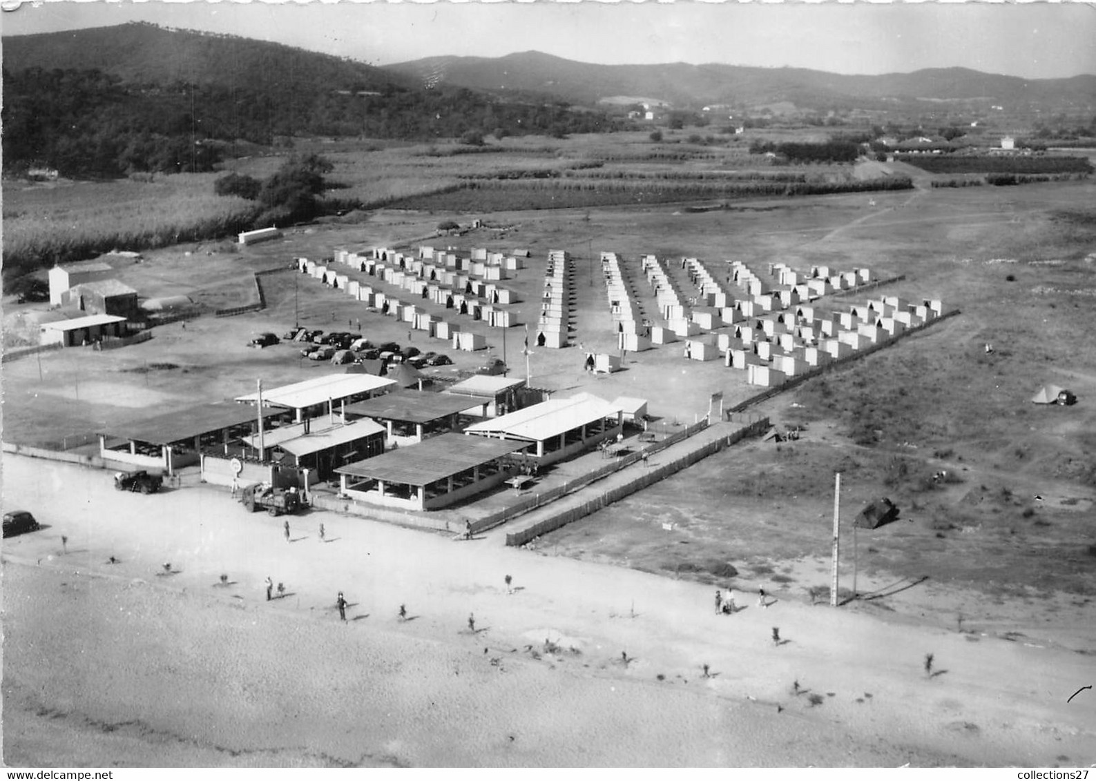 83-LE-LAVANDOU- VUE AERIENNE SUR LE VILLAGE DE VACANCES - Le Lavandou