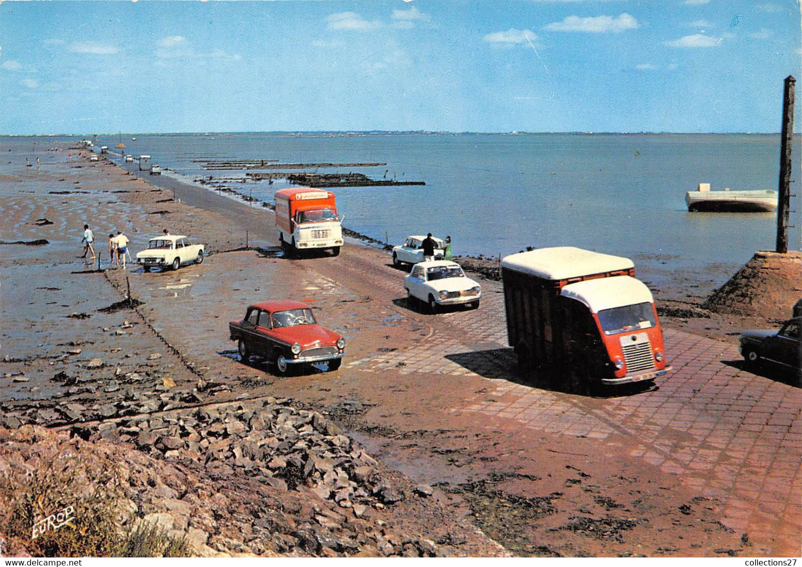 85-ILE-DE-NOIRMOUTIER- PASSAGE DU GOIS- LES VOITURE ARRIVENT DANS L'ILE - Ile De Noirmoutier