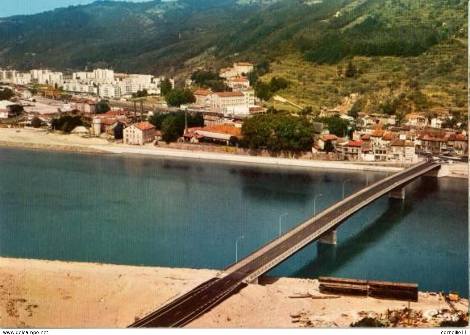 26 - SAINT-VALLIER - VUE AERIENNE - LE NOUVEAU PONT SUR LE RHONE ET LES QUARTIERS NORD - Other & Unclassified