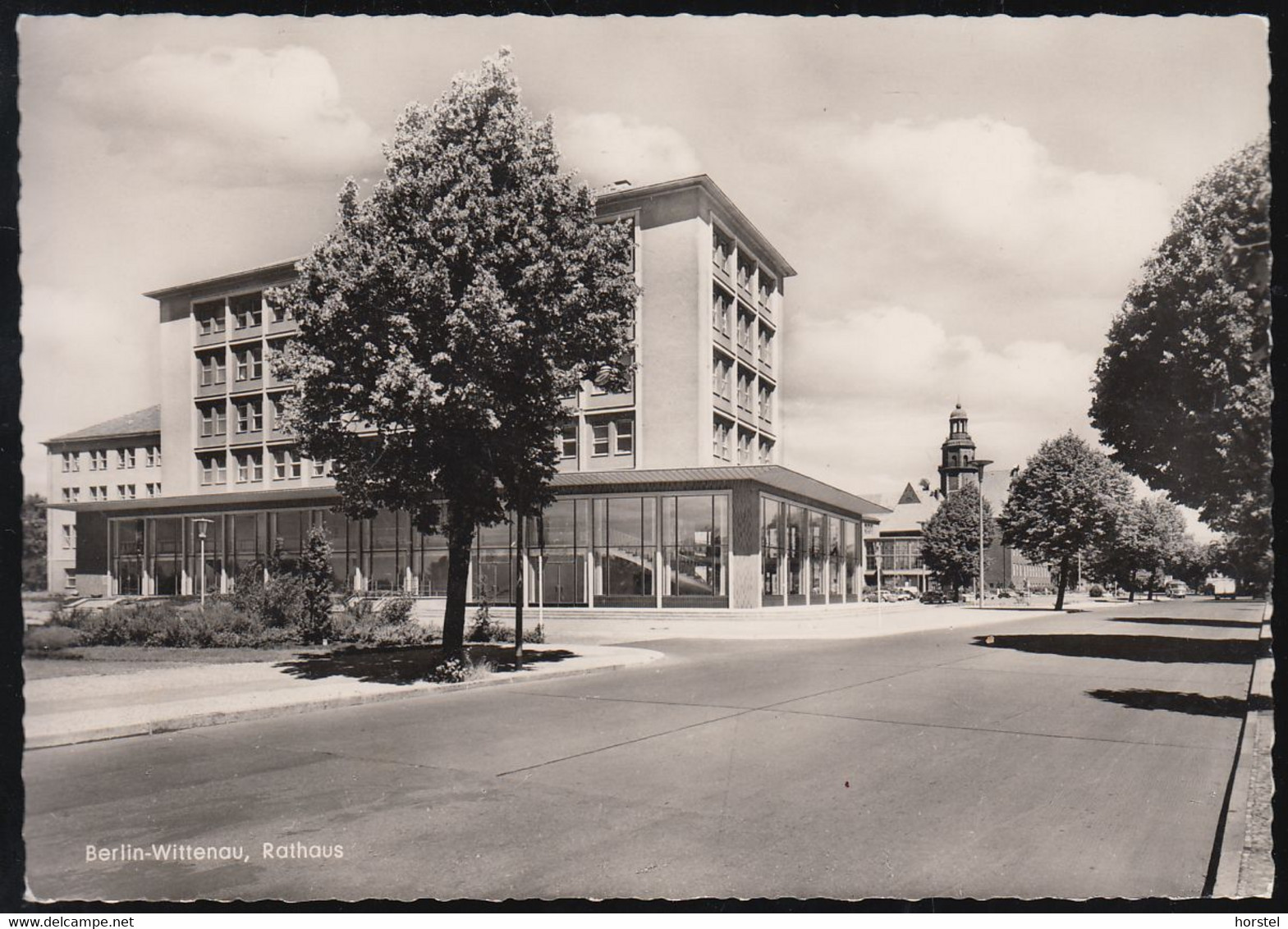 D-13437  Berlin - Reinickendorf - Rathaus In Wittenau - Cars - VW Käfer - Reinickendorf