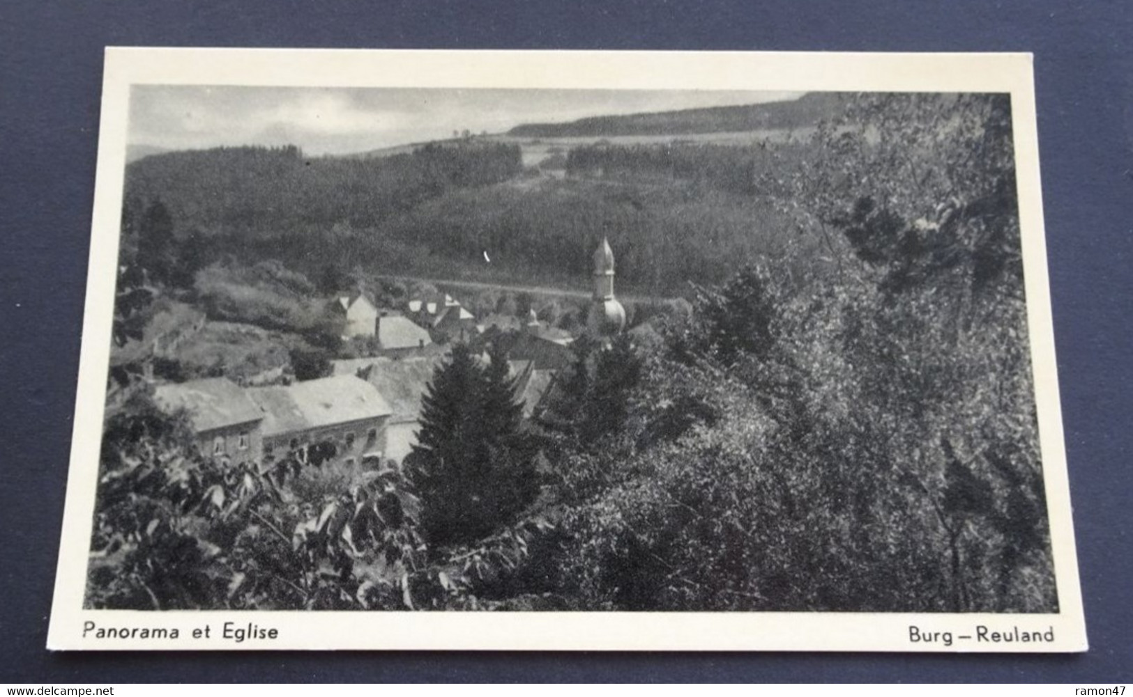 Burg-Reuland - Panorama Et église (Edition L. Franssen, Welkenraedt) - Burg-Reuland