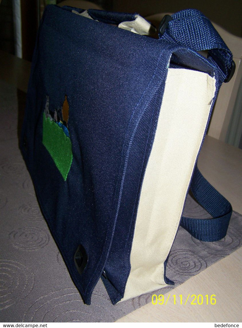 Tintin Cartable Serviette Bandoulière - Hergé - Moulinsart - Vêtements