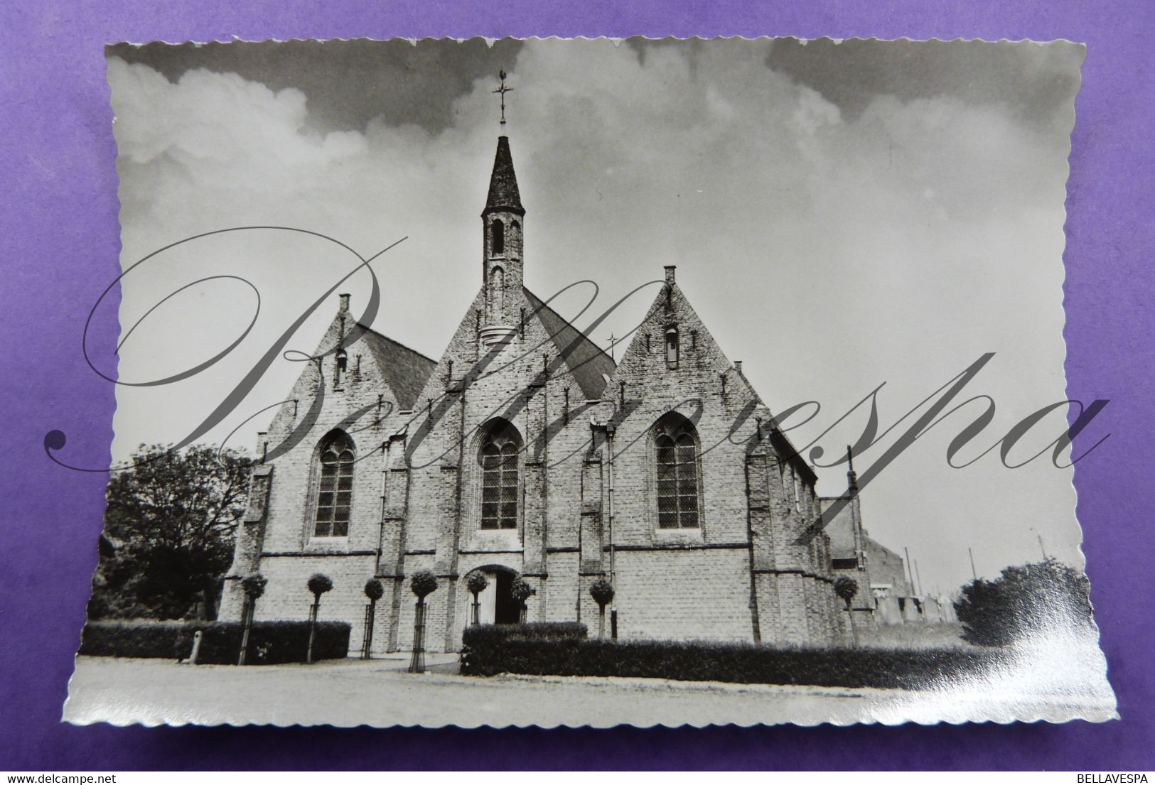 Langemark  St Juliaan. Kerk - Langemark-Poelkapelle