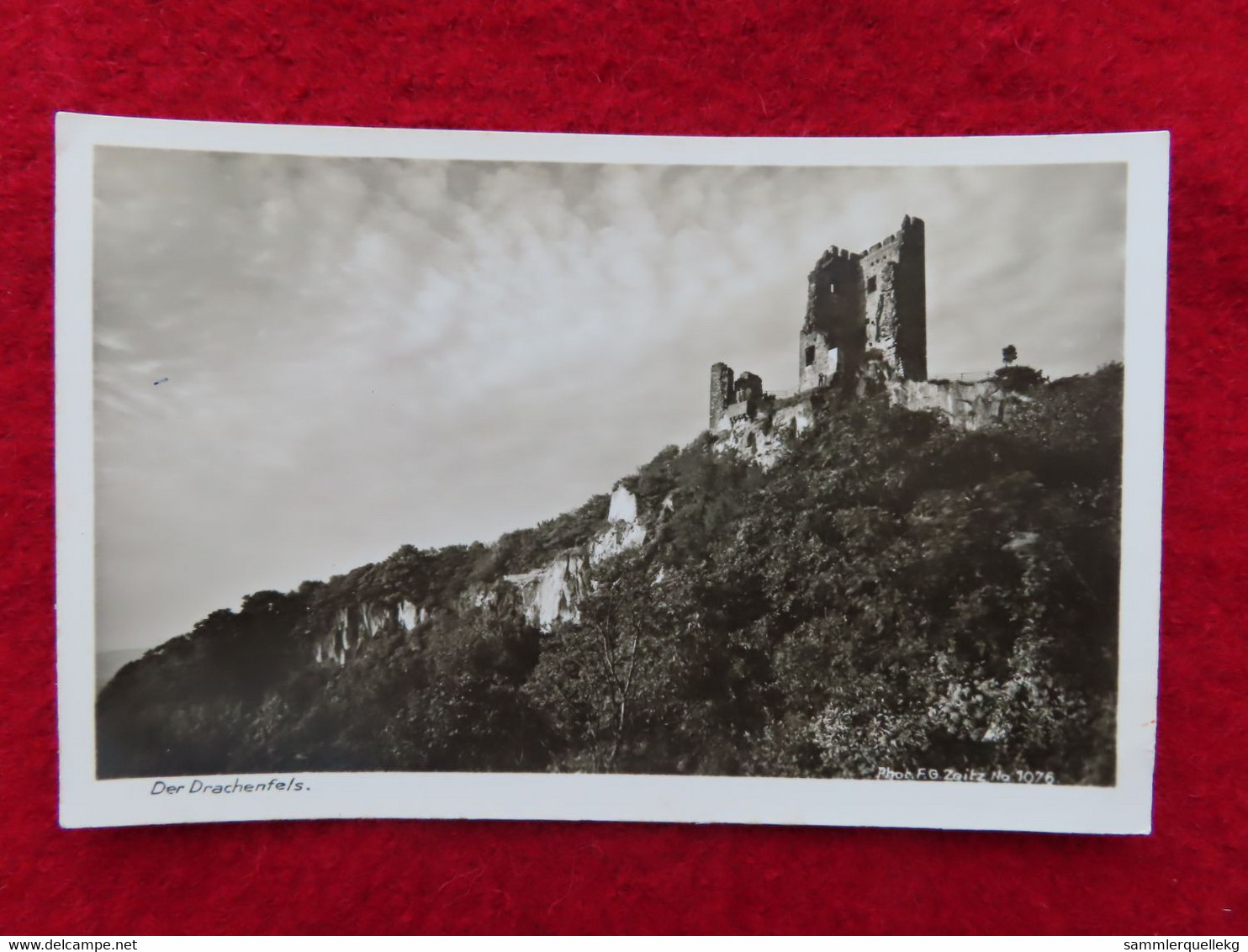 AK: Echtfoto - Der Drachenfels, Ungelaufen, Beschrieben 27. 4. 1941 (Nr.3617) - Drachenfels