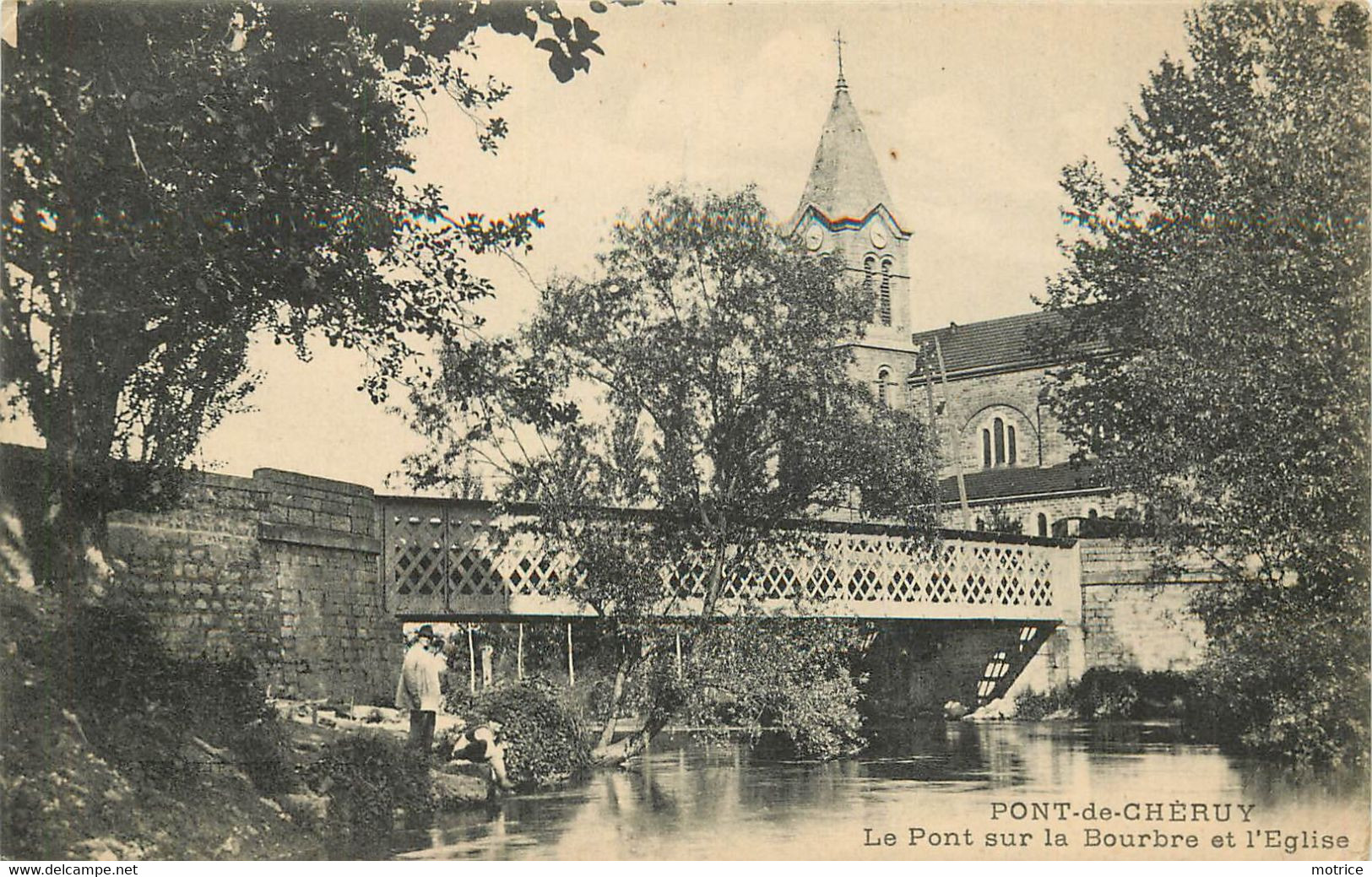 PONT DE CHERUY - Le Pont Sur La Bourbre Et L'église. - Pont-de-Chéruy