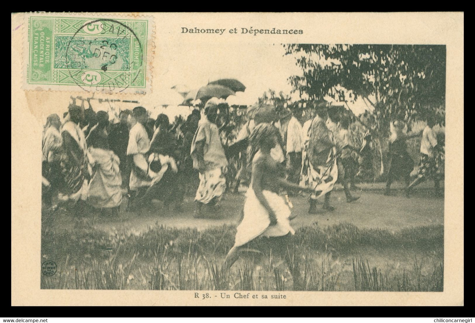 DAHOMEY Et Dépendances - Un Chef Et Sa Suite - Femme Seins Nus - Animée - R 38 - Oblitération SAVE 1914 - Dahomey