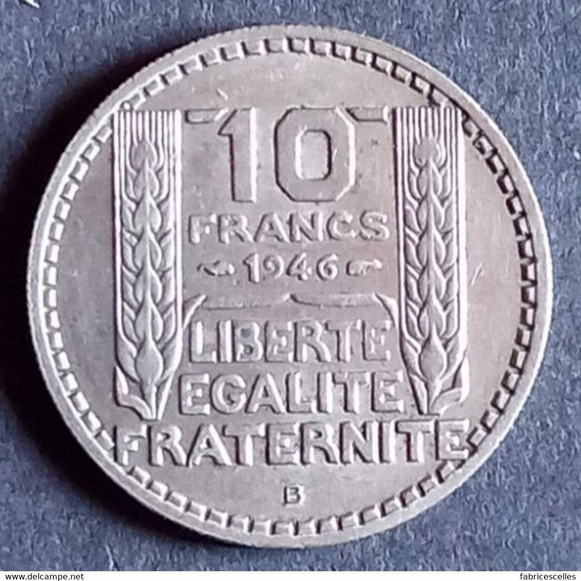 10 Francs Turin Grosse Tête 1946 B Rameaux Courts - 10 Francs