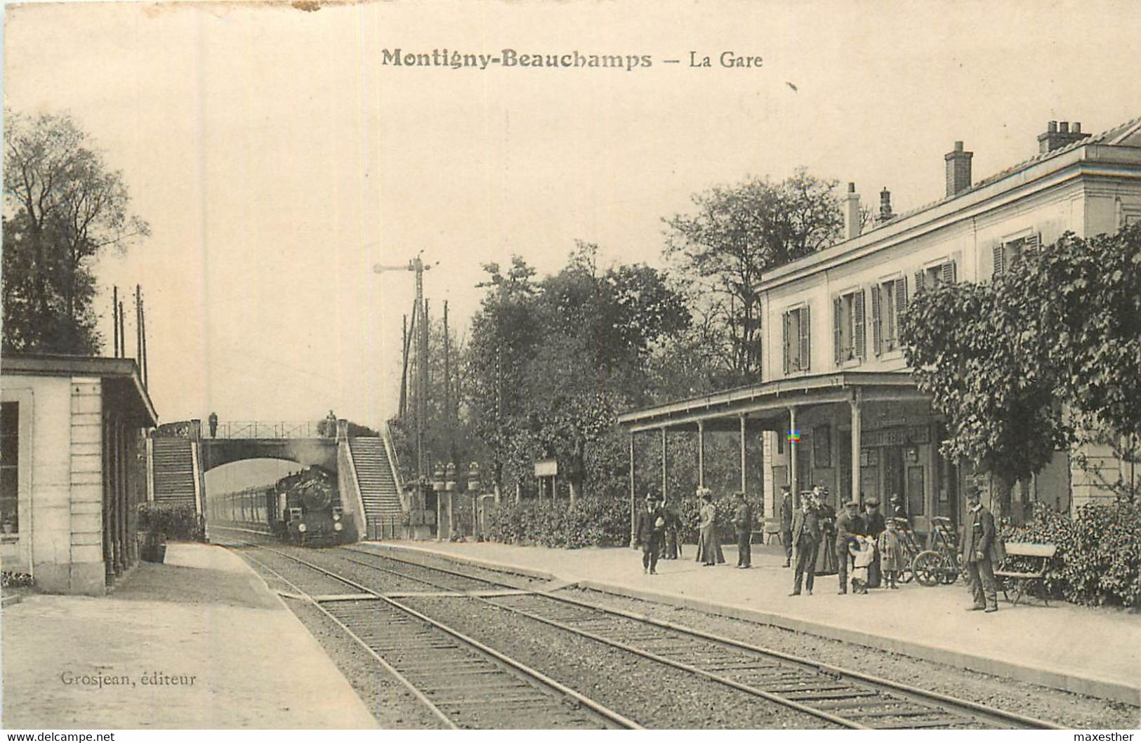 MONTIGNY-BEAUCHAMPS La Gare Arrivée Du Train - Montigny Les Cormeilles