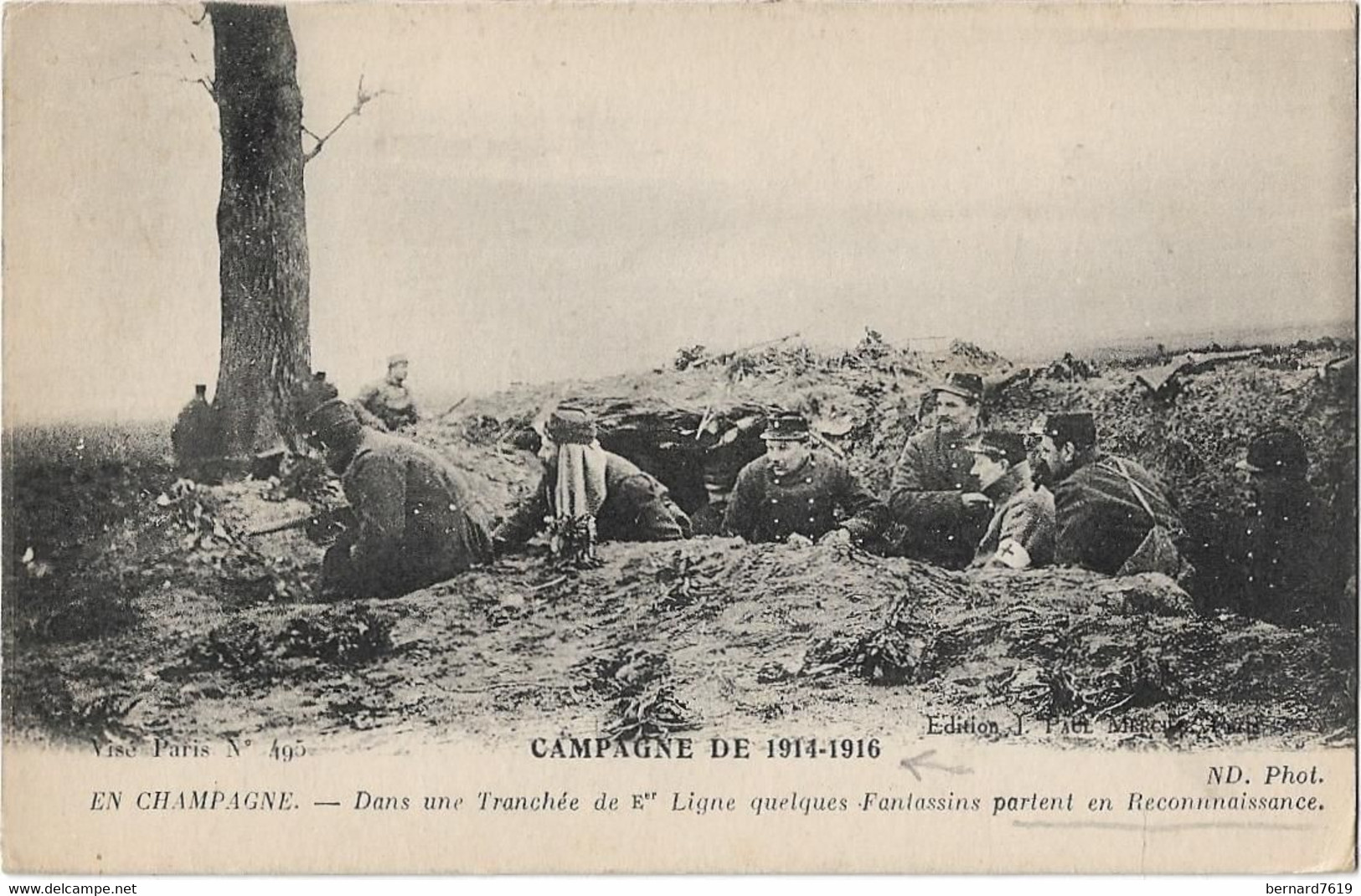 Champagne - Ardenne  -  Guerre 1914 - 1915  -    Dans Une Tranchee De Ligne  Queques Fantassins  Partent En Reconnaissa - Champagne - Ardenne