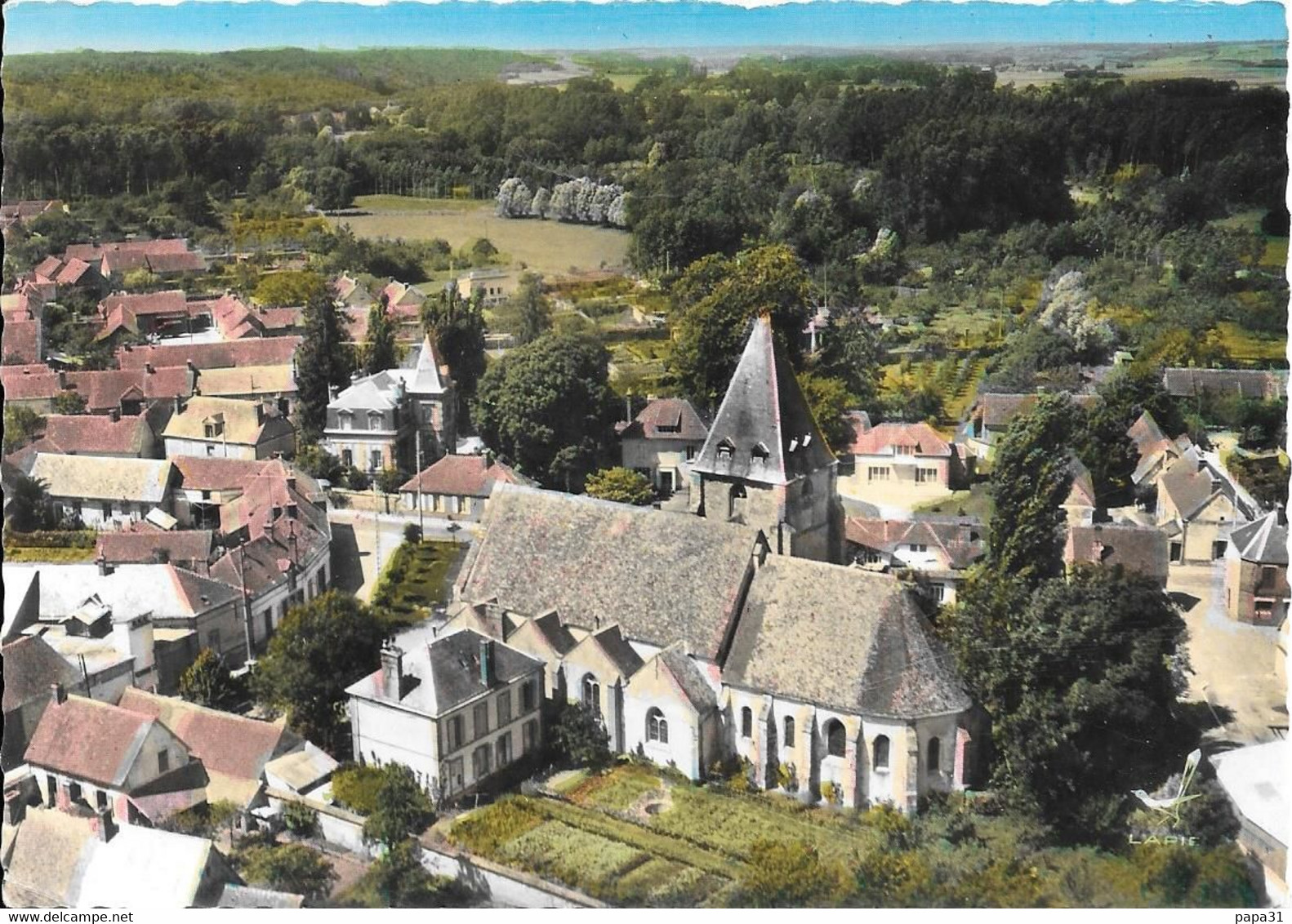 EN AVION AU DESSUS DE..VILLEMEUX (Eure Et Loir) L'Eglise - Villemeux-sur-Eure