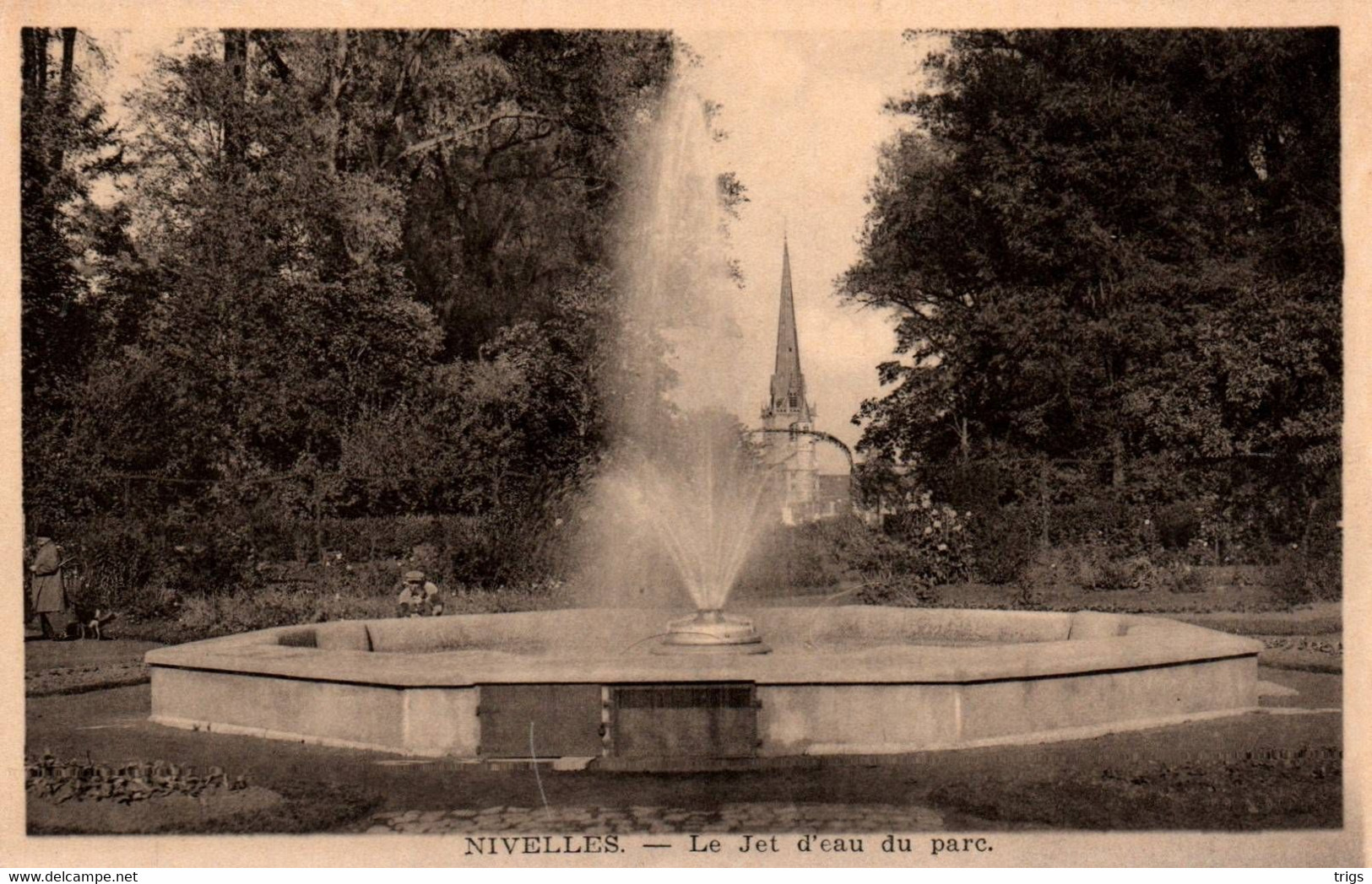 Nivelles - Le Jet D'Eau Du Parc - Nijvel