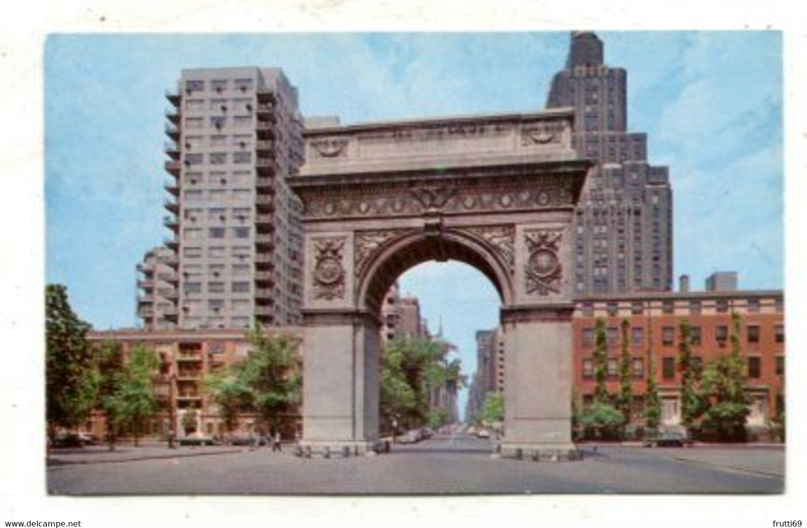 AK 050260 USA - New York City - Washington Square - The Victory Arch - Places & Squares